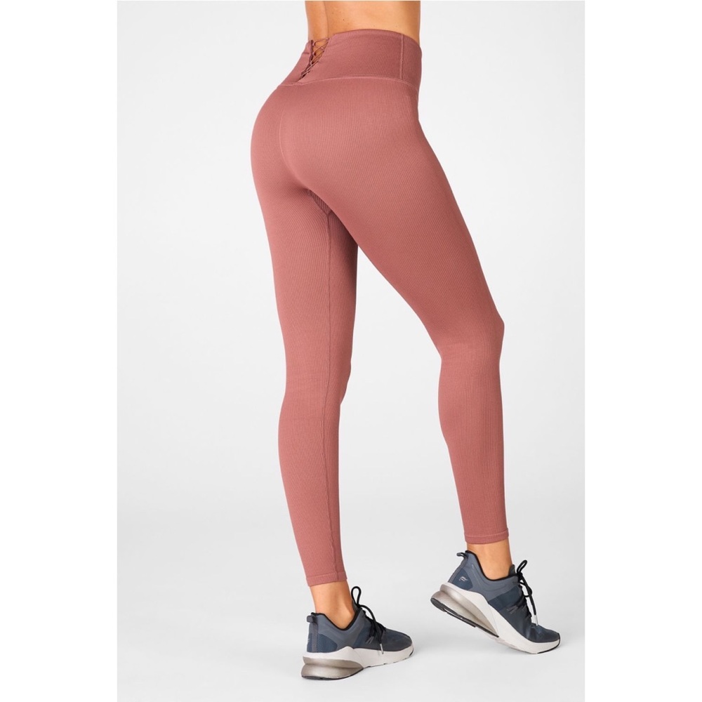 Fabletics - High-Waisted Seamless Rib Legging - Cherry Mocha - Size: Large